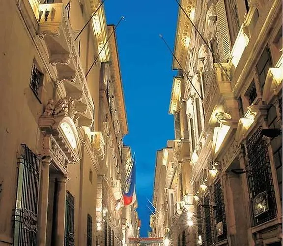 Loft In San Lorenzo Genua